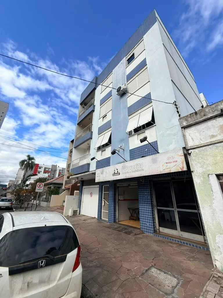 Apartamento em Menino Jesus, Santa Maria