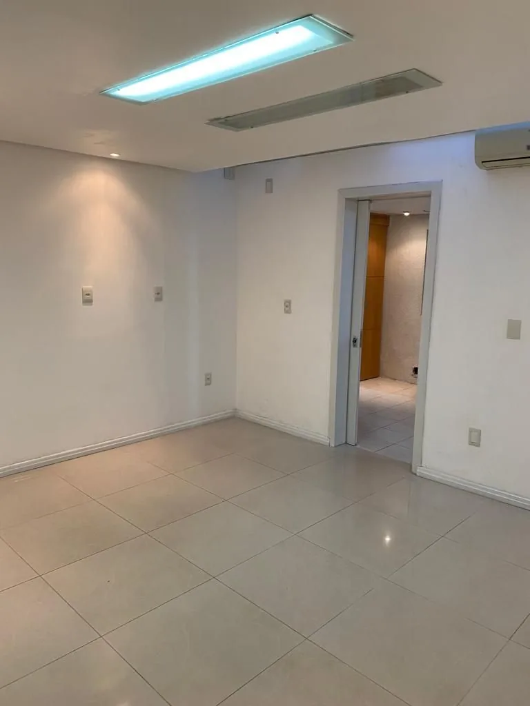 Sala comercial em Centro, Santa Maria, foto 1
