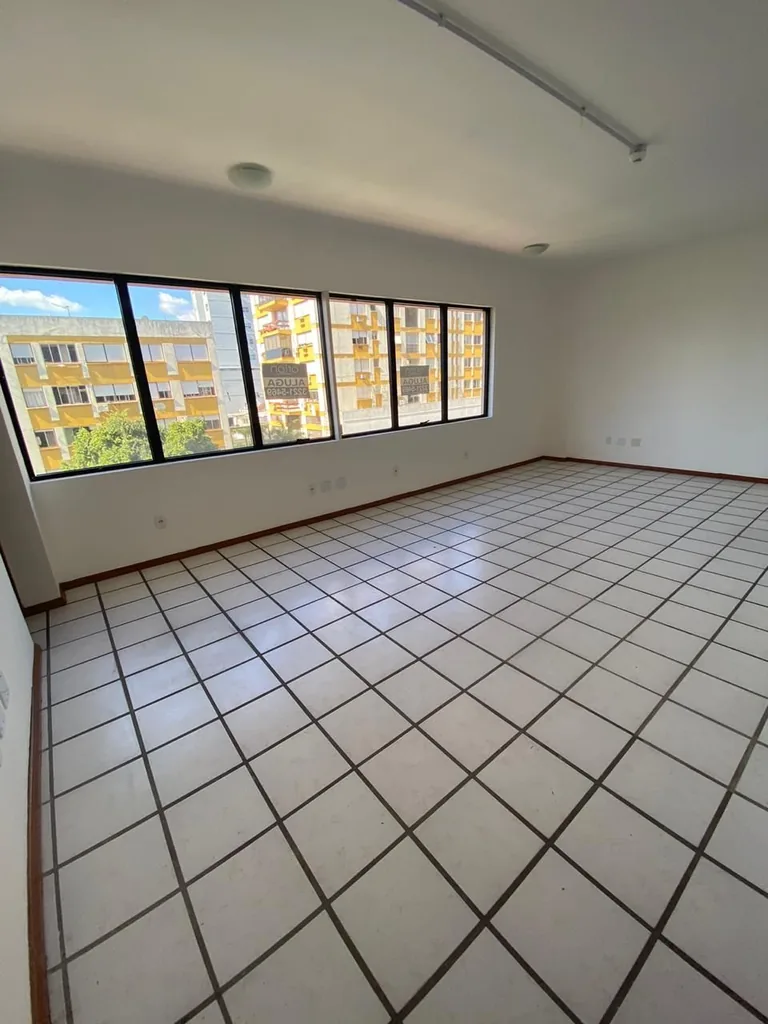Sala comercial em Centro, Santa Maria, foto 1