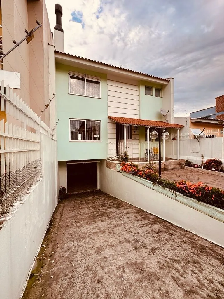 Casa em Nossa Senhora Medianeira, Santa Maria, foto 1