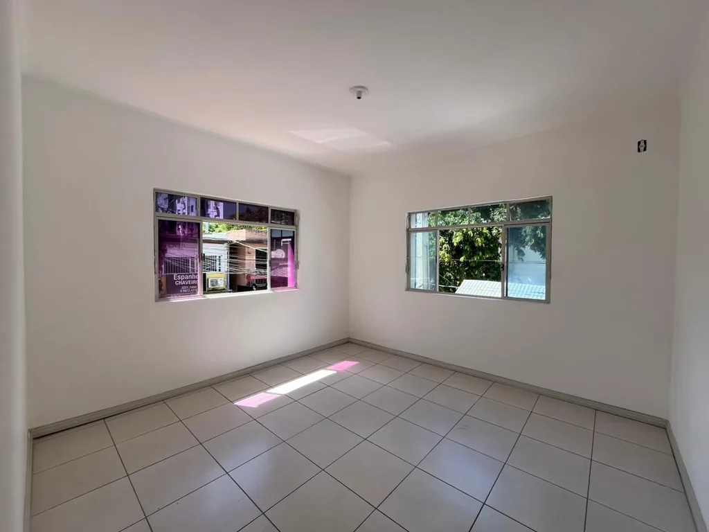 Sala comercial em Bonfim, Santa Maria, foto 1