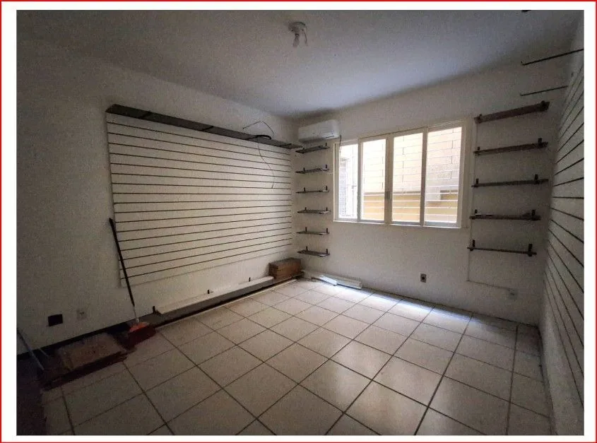 Sala comercial em Centro, Santa Maria, foto 1