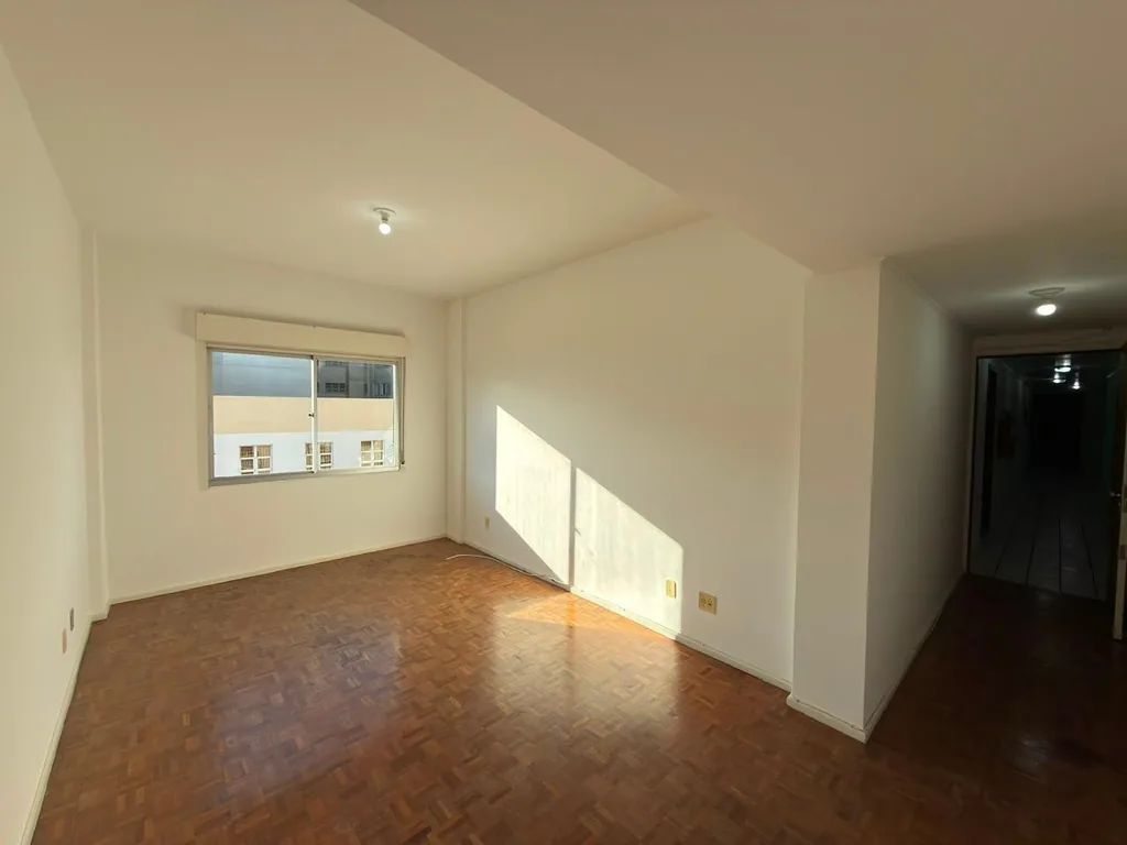 Apartamento em Centro, Santa Maria